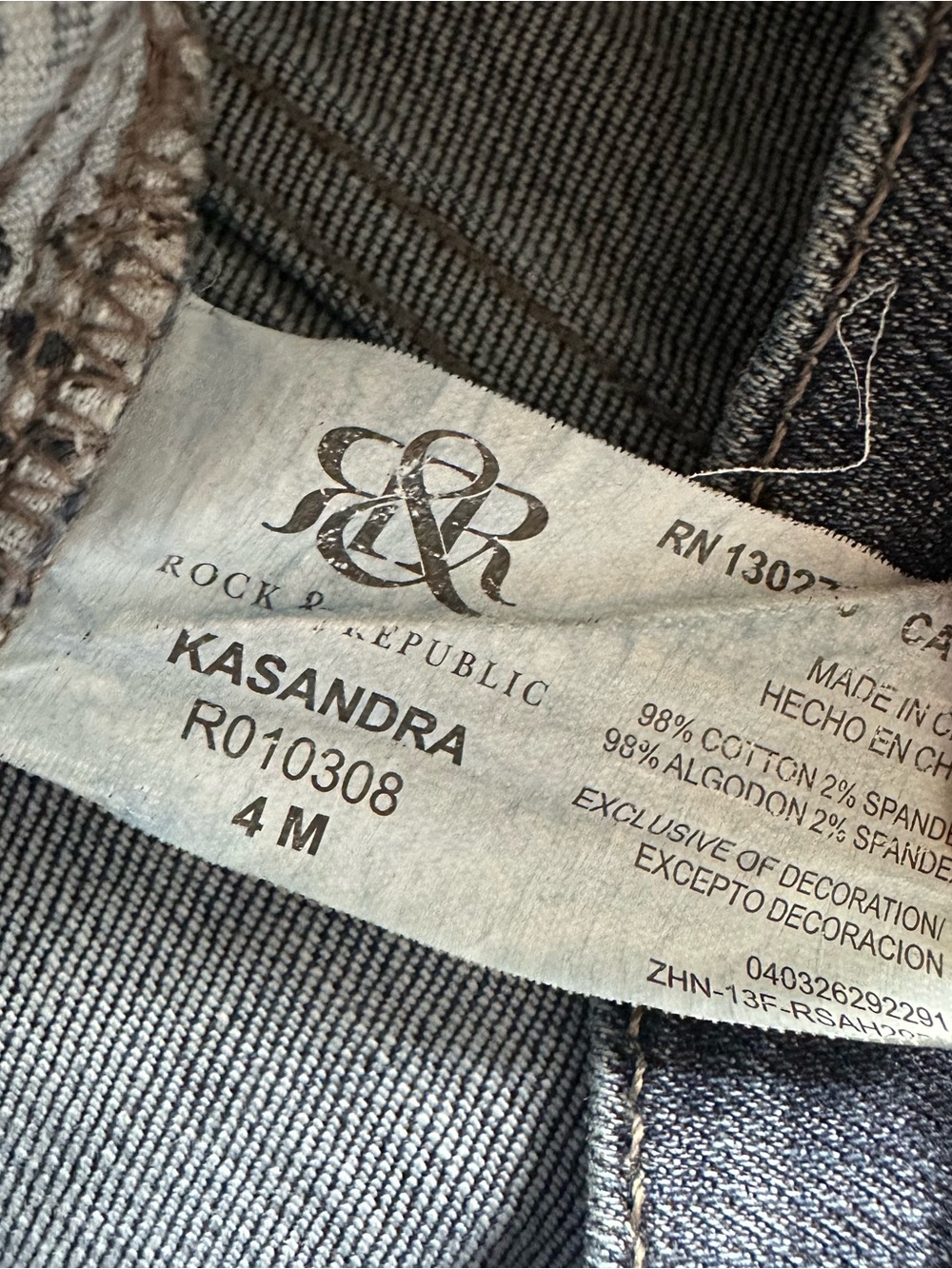Rock & Republic Jeans Women's Size 4M Kasandra Dark Wash Flared Denim - Picture 4 of 6